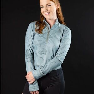 Sunday Swagger Women's Long Sleeve Top Hiking Training in Blue Size Small